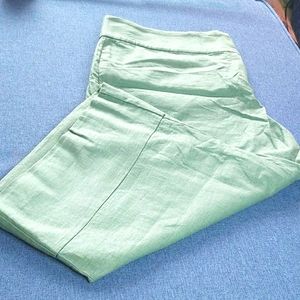 Linen, cropped, petite pants.